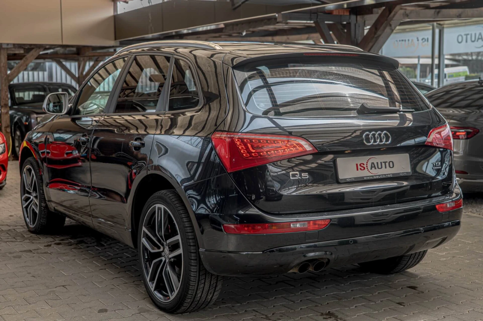 Audi Q5 2.0TDI/Quattro/PDC/BiXenon/F1/BiColor Lether/, снимка 5 - Автомобили и джипове - 54184718