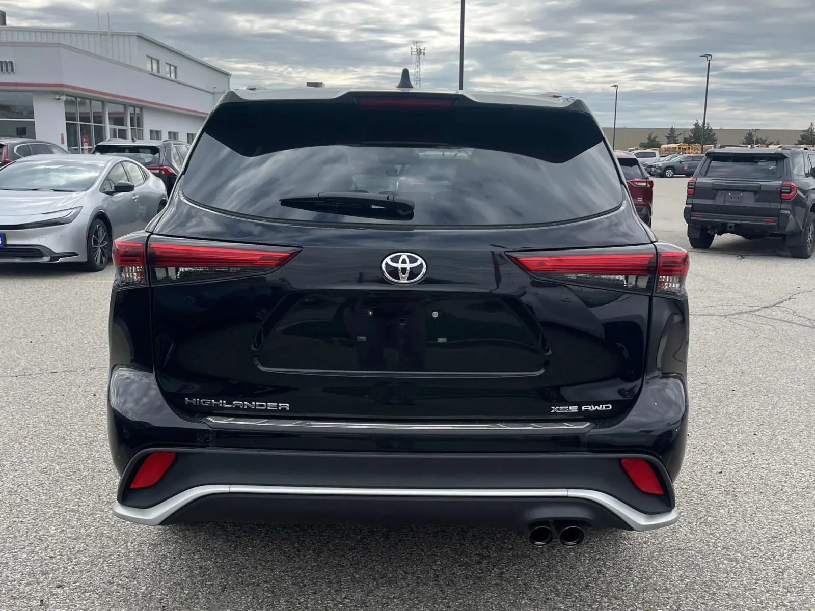 Toyota Highlander XSE * AWD * CarFax, снимка 4 - Автомобили и джипове - 54681749