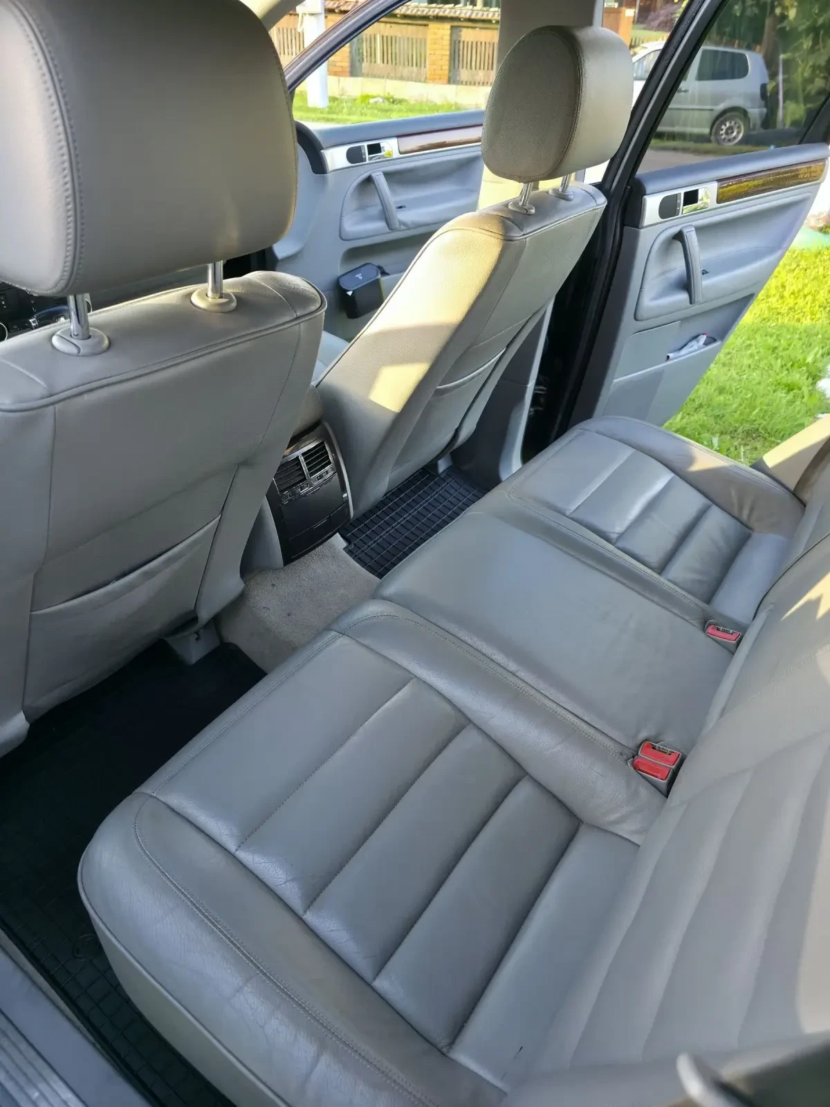 VW Touareg 5.0V10 TDI, снимка 10 - Автомобили и джипове - 54824846