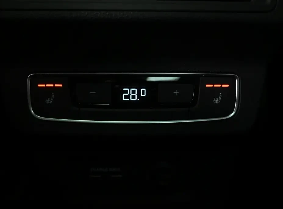 Audi Q5 Progressiv S-Line, снимка 13 - Автомобили и джипове - 55100212