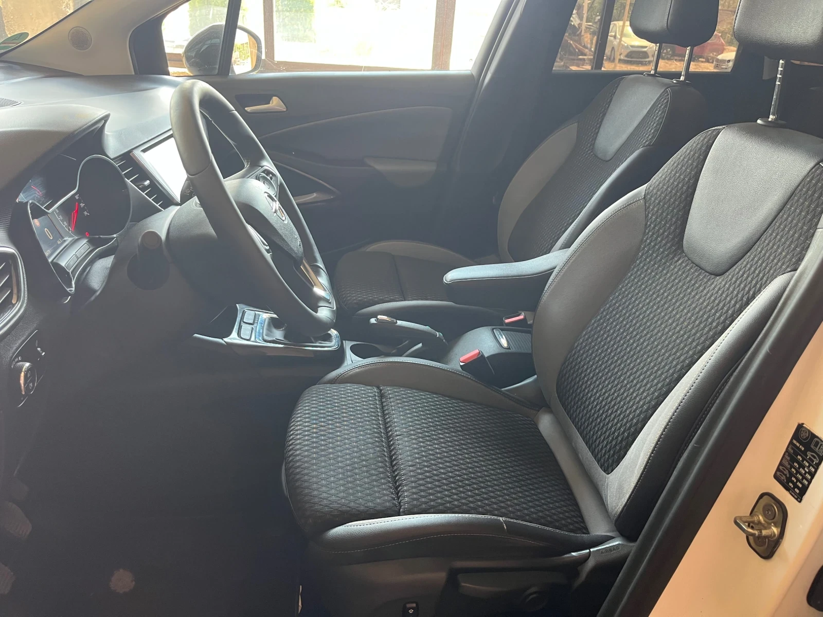 Opel Crossland X Crossland X, снимка 9 - Автомобили и джипове - 55908546