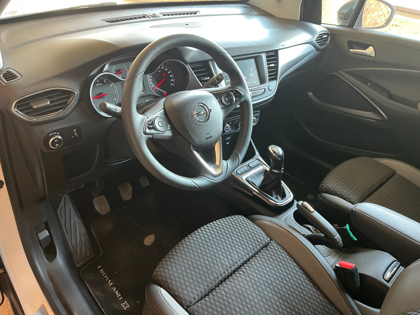 Opel Crossland X Crossland X, снимка 8 - Автомобили и джипове - 55908546