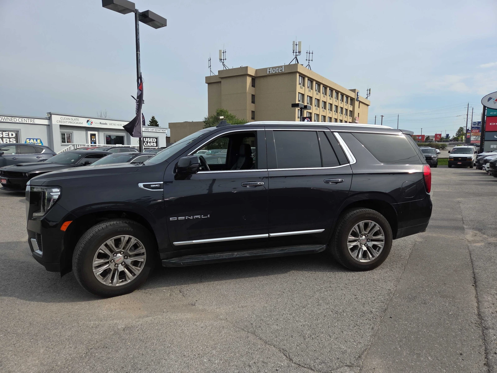 Gmc Yukon * Denali * CARFAX * БЕЗ ПЪРВОНАЧАЛНА ВНОСКА, снимка 2 - Автомобили и джипове - 56064482