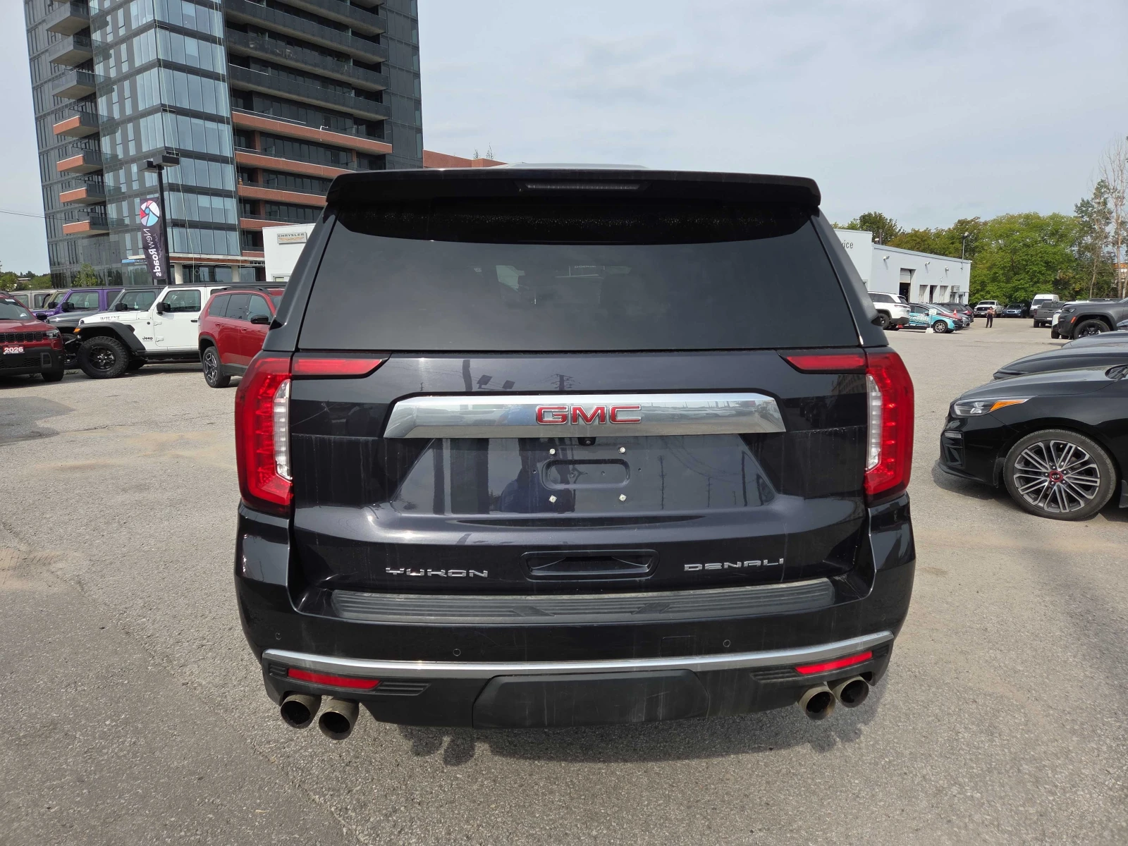 Gmc Yukon * Denali * CARFAX * БЕЗ ПЪРВОНАЧАЛНА ВНОСКА, снимка 4 - Автомобили и джипове - 56064482
