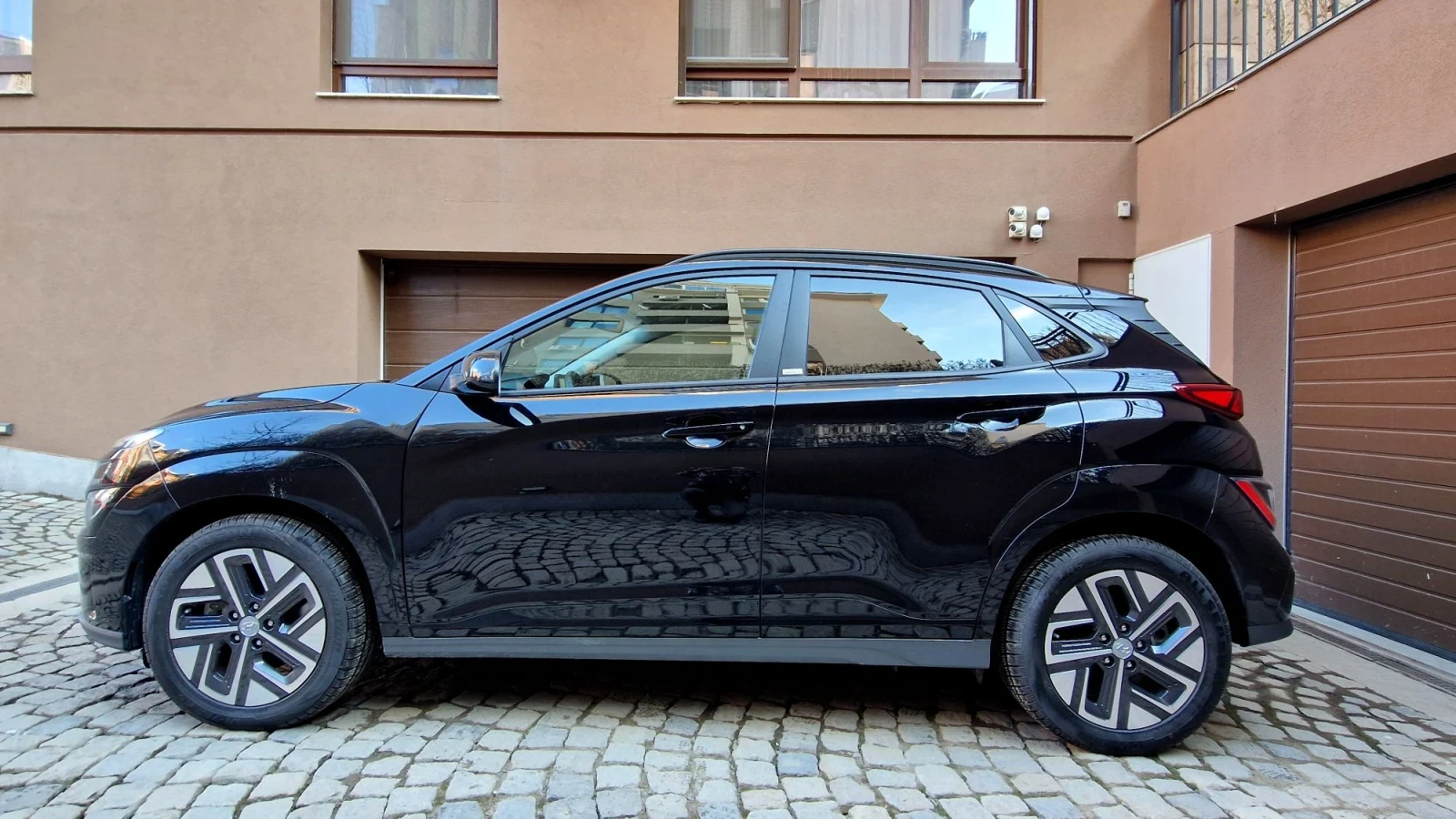 Hyundai Kona SOH100%Сервизна Книжка, снимка 5 - Автомобили и джипове - 56269292