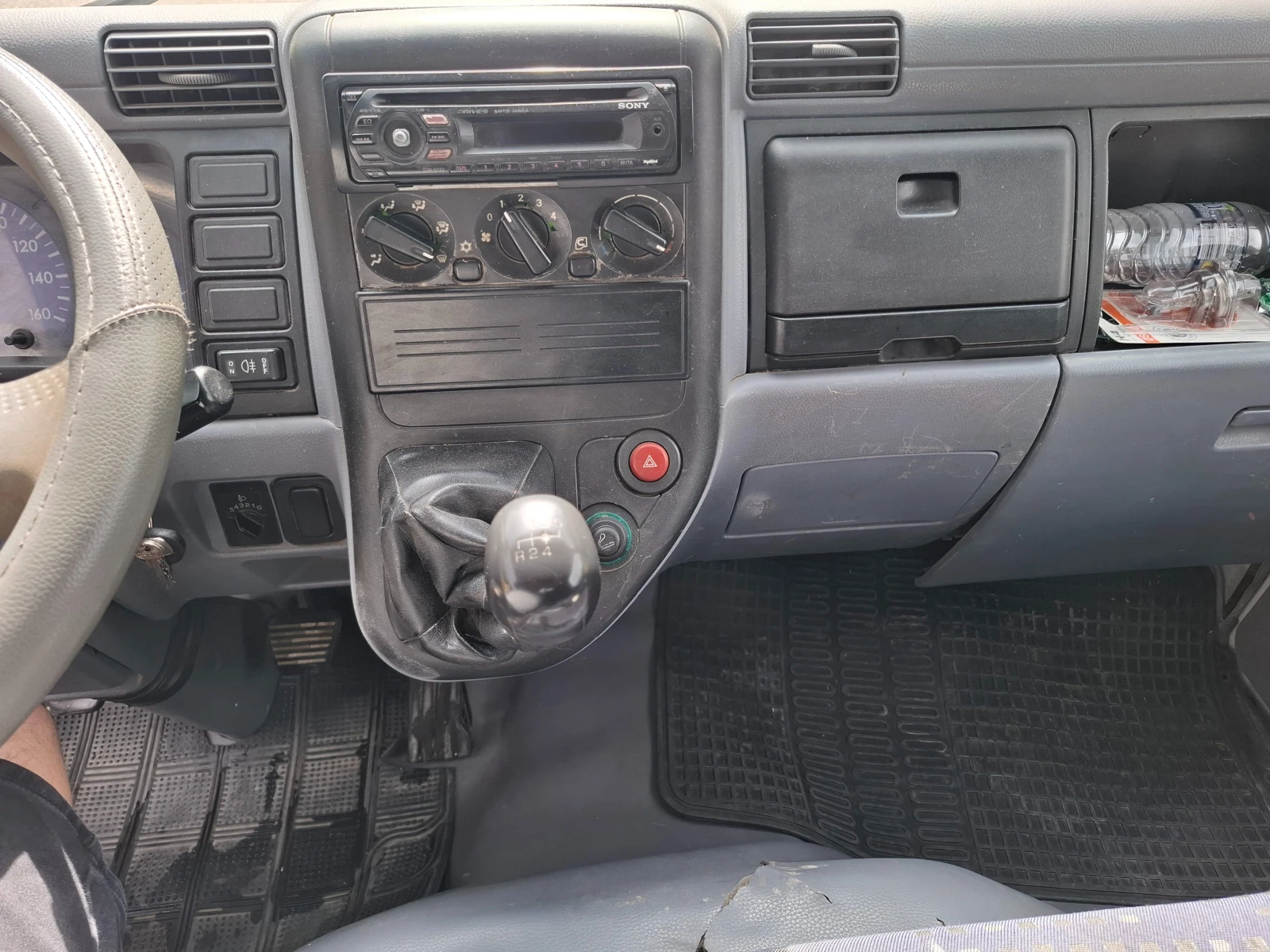 Mitsubishi Canter   3.5 | Mobile.bg   14