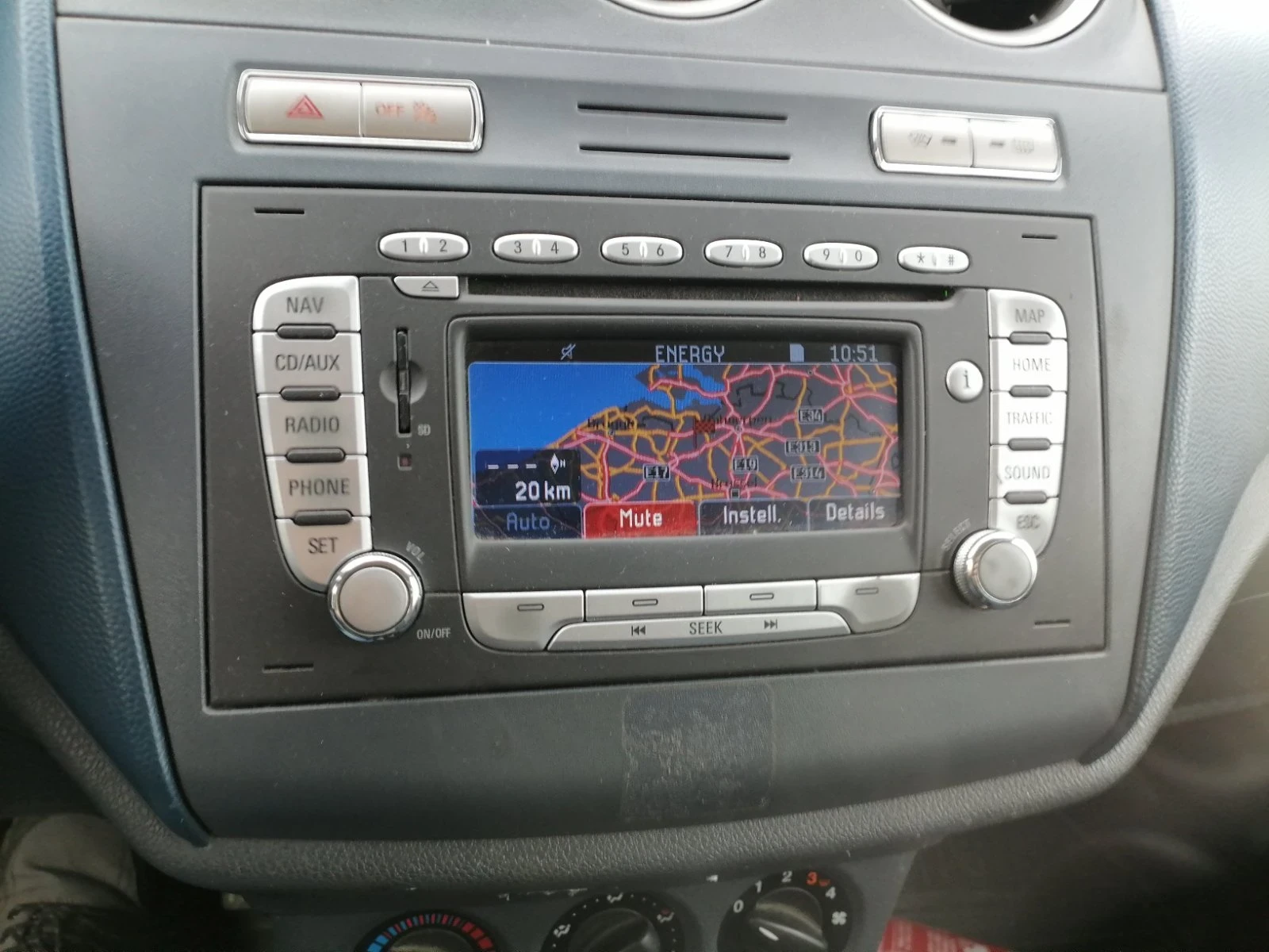 Ford Tourneo  - изображение 4