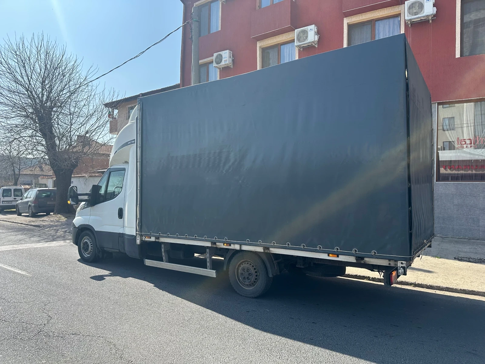 Iveco Daily  3.0 180 к.с.ЛИЗИНГ 10-палетен двойна/кабина 