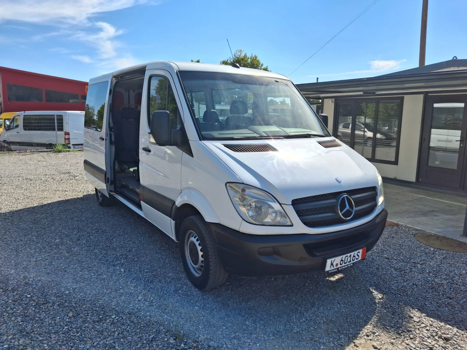 Mercedes-Benz Sprinter 311 8 Mesta , снимка 6 - Бусове и автобуси - 56311062