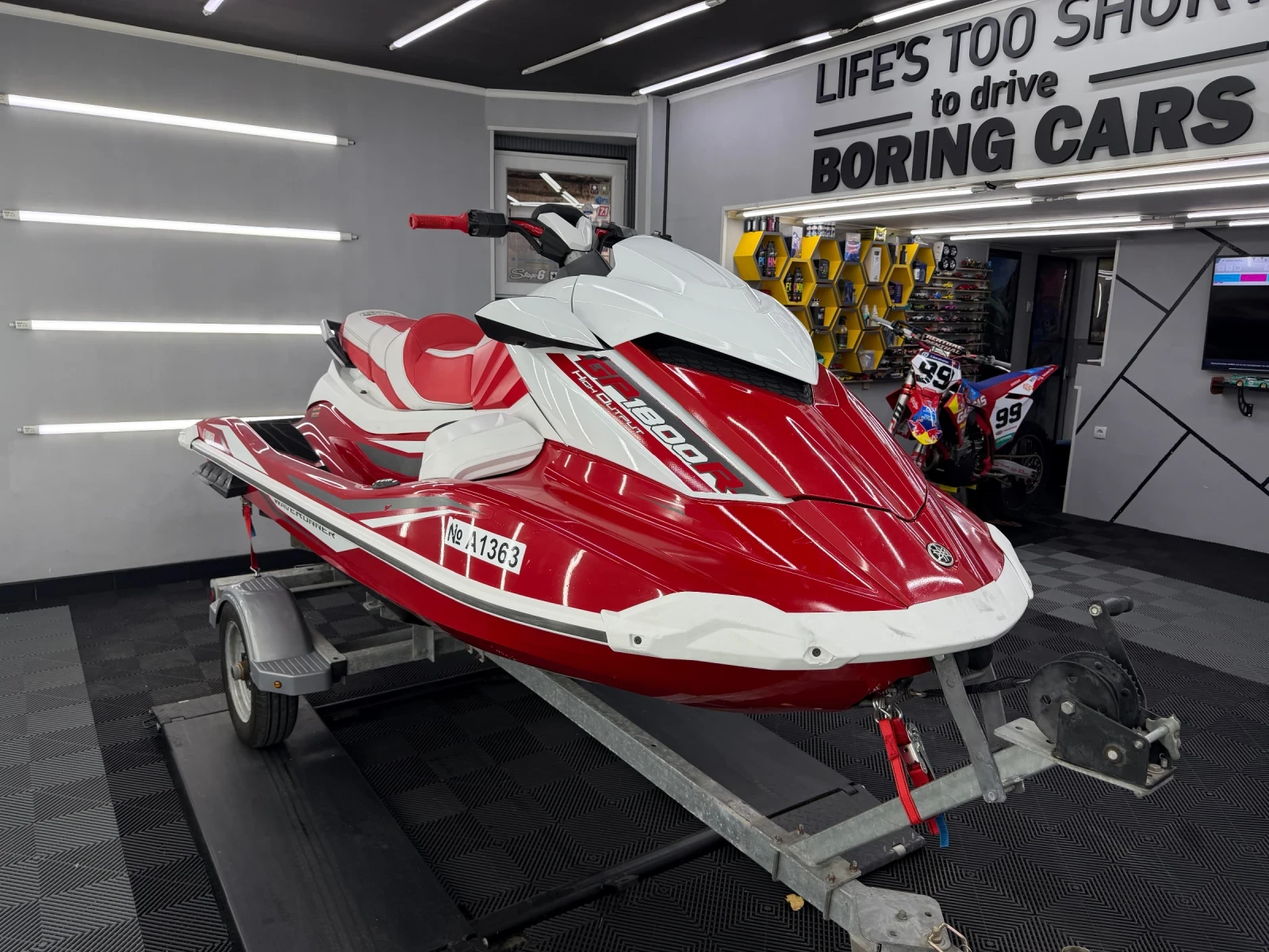 Джет Yamaha GP1800R, снимка 2 - Воден транспорт - 55679660