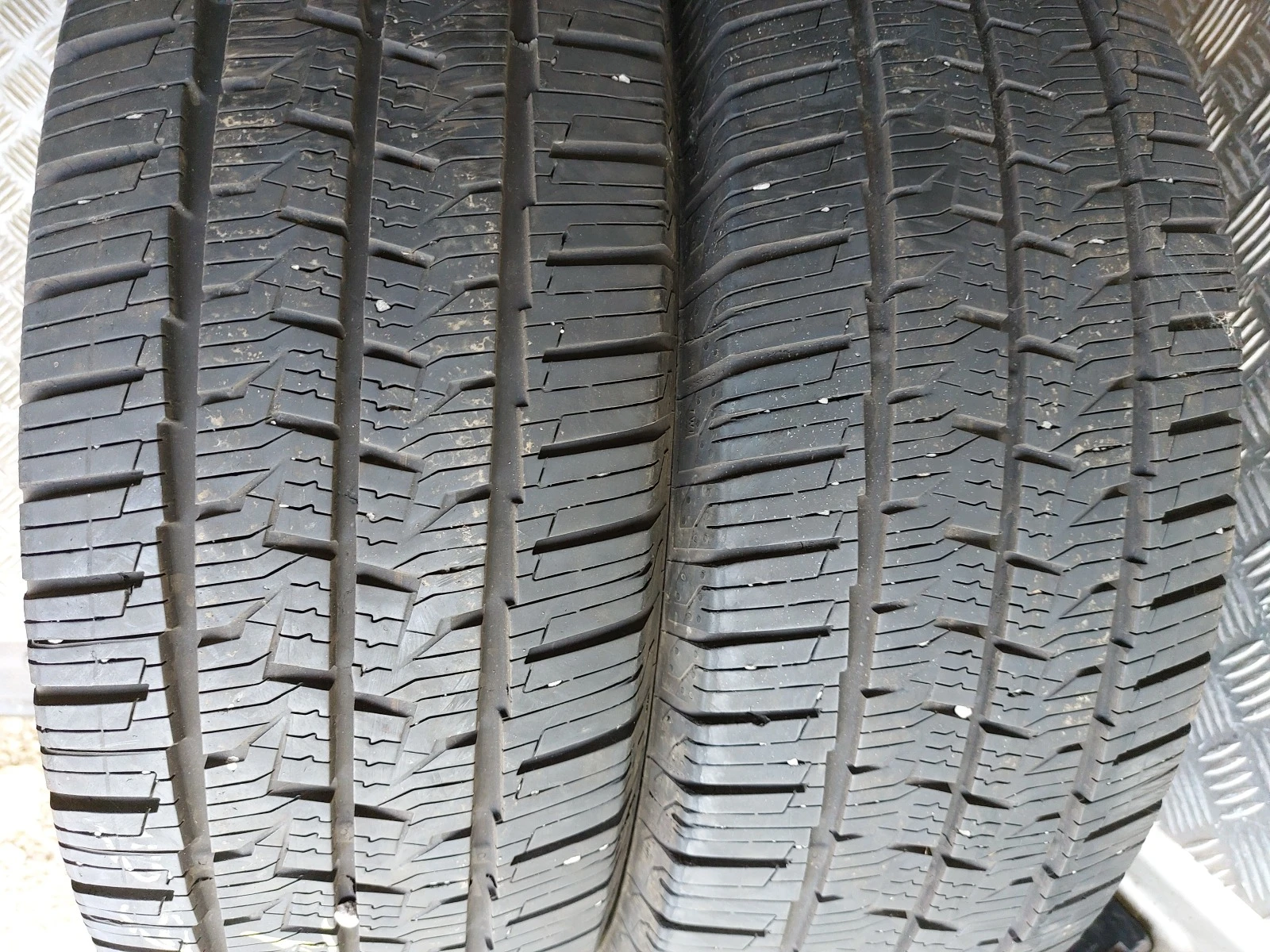 ���� 215/65R16 | Mobile.bg � ����������� 1