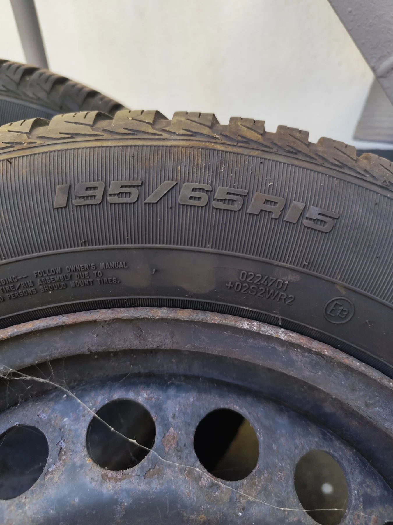 Гуми с джанти Kelly 195/65R15, снимка 4 - Гуми и джанти - 55923316