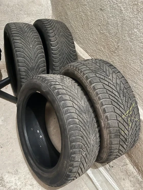 Гуми Зимни 205/50R17, снимка 1 - Гуми и джанти - 47968043