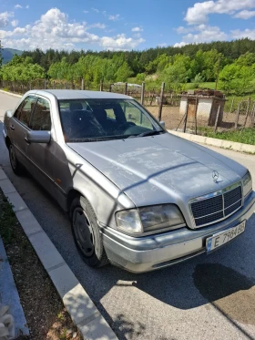 Mercedes-Benz C 180, снимка 3