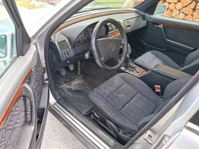 Mercedes-Benz C 180, снимка 7