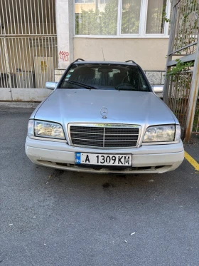 Mercedes-Benz C 220 Добра машина, снимка 1