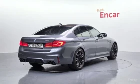 BMW M5 BOWER* WILKINS* ОБДУХВАНЕ* ДИСТРОНИК* ХЕДЪП* 360КА, снимка 2