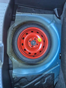 Mazda 2 1.5i 52000км!!!, снимка 14