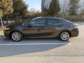 Toyota Camry Luxury, снимка 4