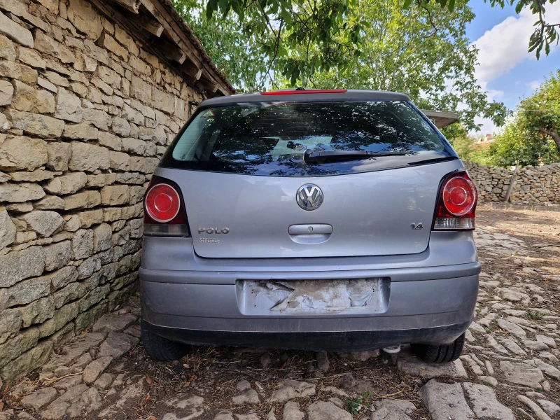 VW Polo Polo IV (9N3) 1.4 (80 Hp), снимка 5 - Автомобили и джипове - 46993855