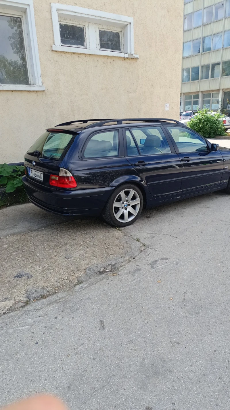 BMW 320, снимка 6 - Автомобили и джипове - 47504430