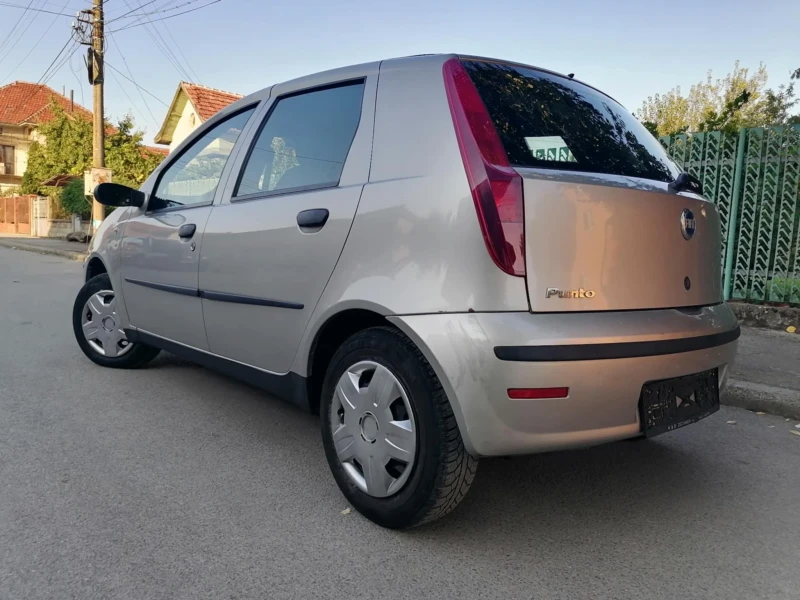 Fiat Punto 1.2 бензин Топ , снимка 4 - Автомобили и джипове - 49229872