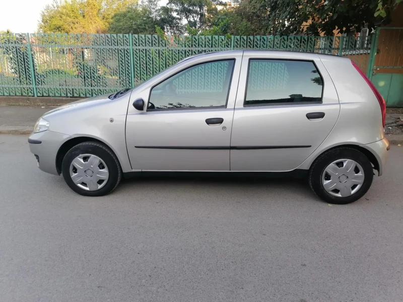 Fiat Punto 1.2 бензин Топ , снимка 6 - Автомобили и джипове - 49229872