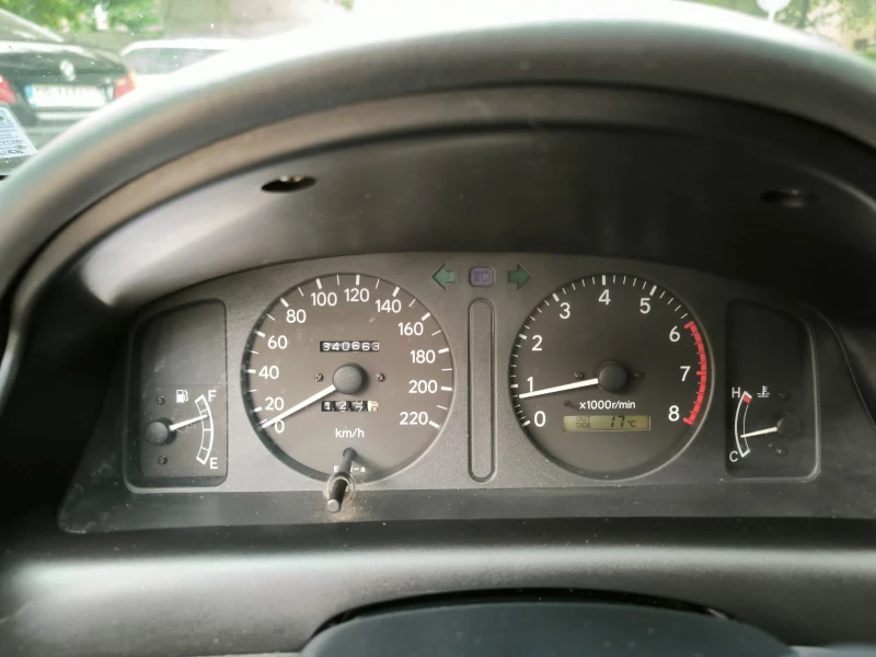 Toyota Corolla, снимка 10 - Автомобили и джипове - 52358743