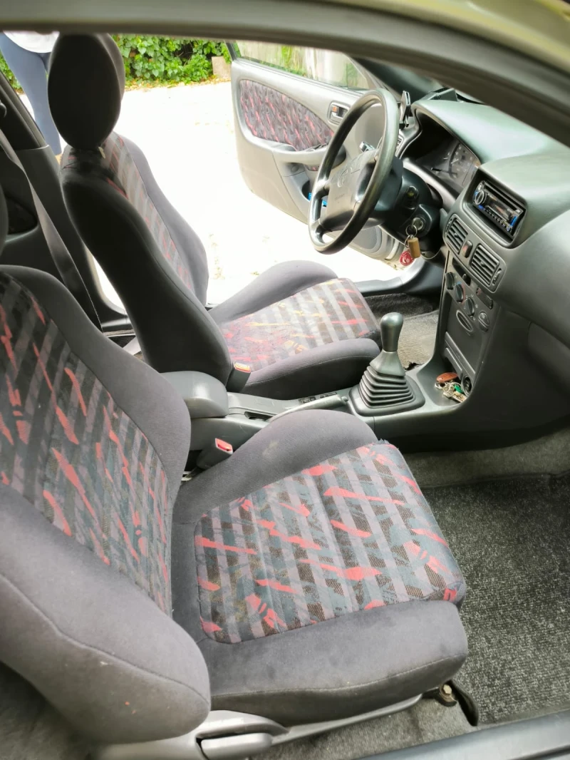 Toyota Corolla, снимка 9 - Автомобили и джипове - 52358743