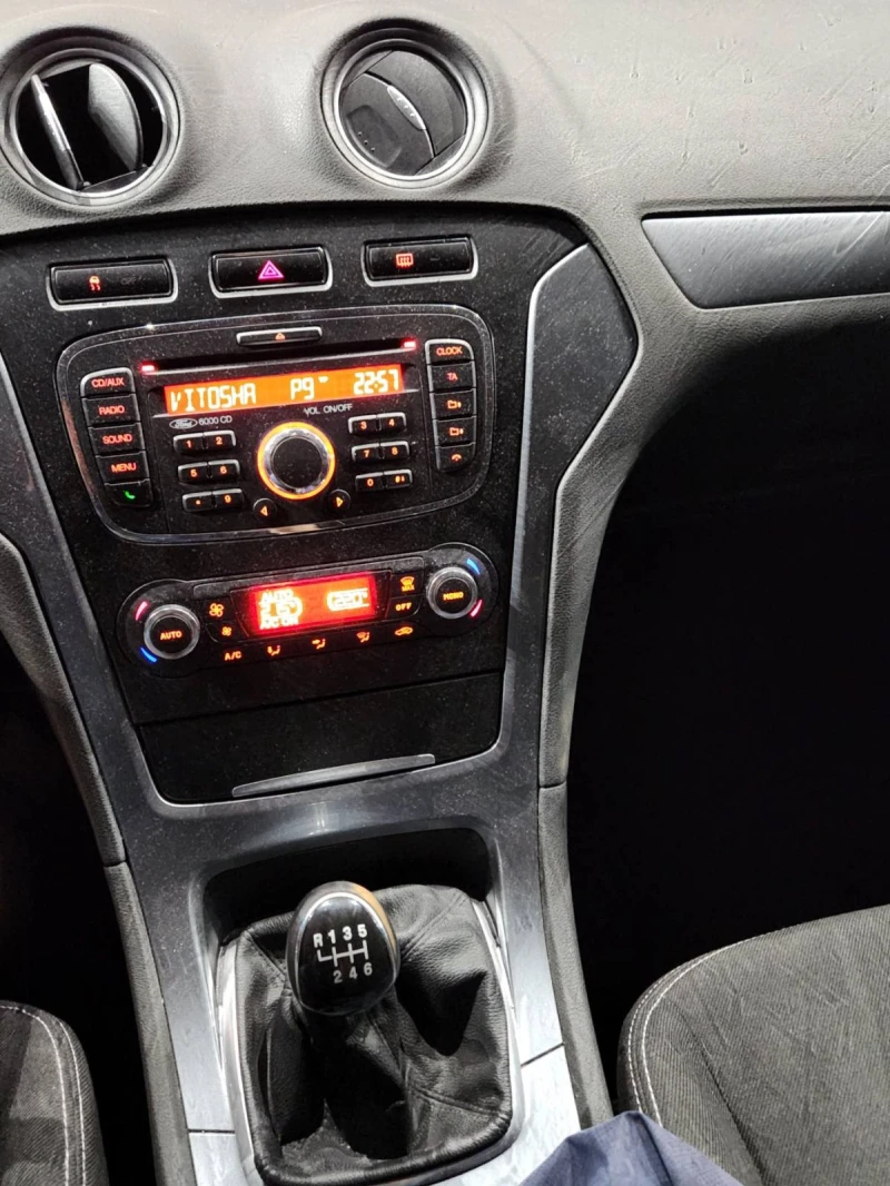 Ford Mondeo EcoBoots 1, 6, снимка 2 - Автомобили и джипове - 52707584