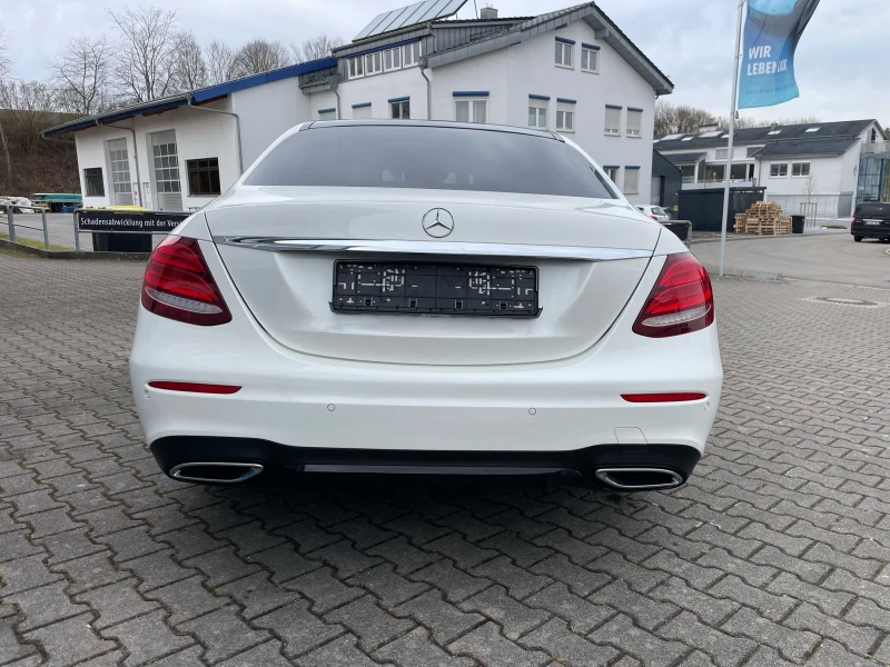 Mercedes-Benz E 400, снимка 5 - Автомобили и джипове - 51892204
