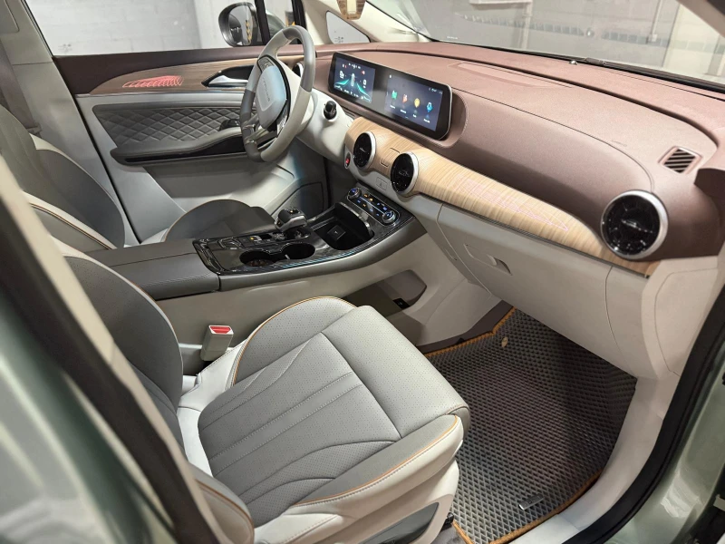 DONGFENG M4-YACHT FORTHING 4 U TOUR, снимка 9 - Автомобили и джипове - 51911353