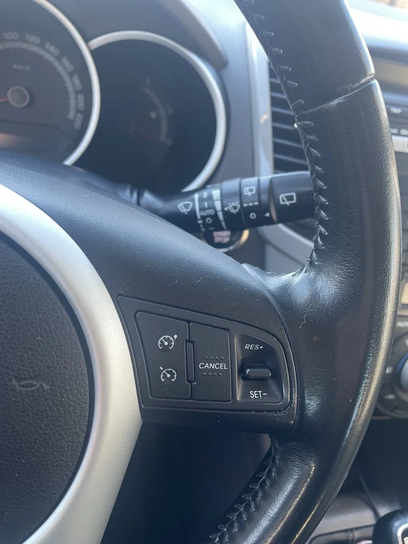 Kia Venga 1.6 бензин / ГАЗ, снимка 7 - Автомобили и джипове - 52585499