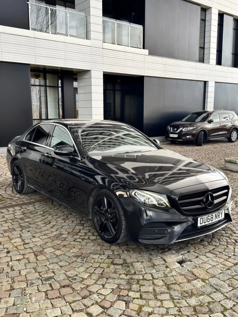 Mercedes-Benz E 220, снимка 2 - Автомобили и джипове - 52998031