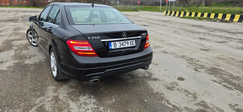 Mercedes-Benz C 250 2.5, снимка 7 - Автомобили и джипове - 53373451