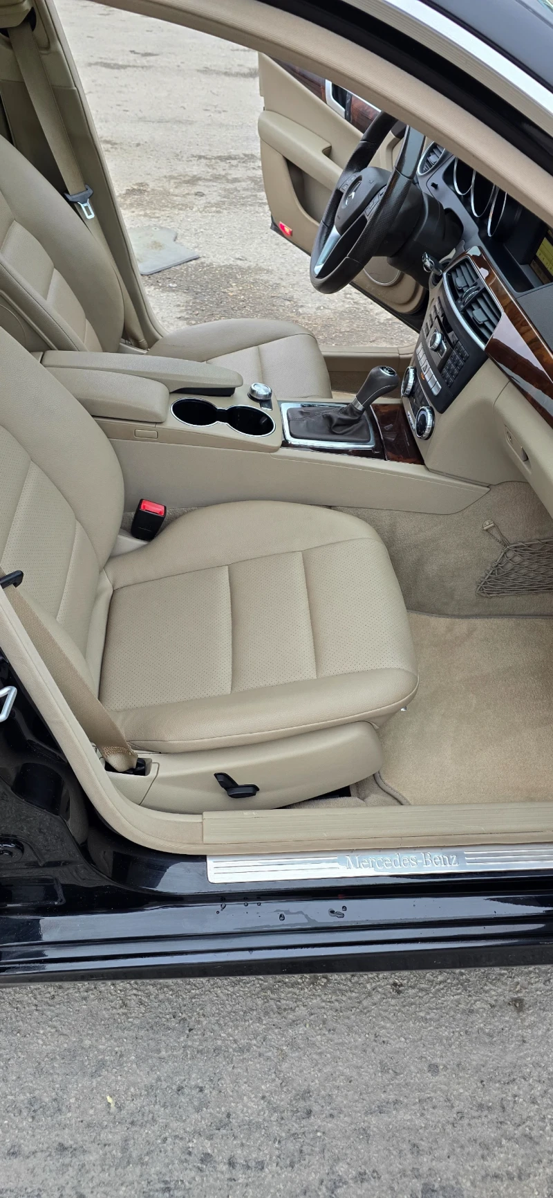 Mercedes-Benz C 250 2.5, снимка 11 - Автомобили и джипове - 53373451
