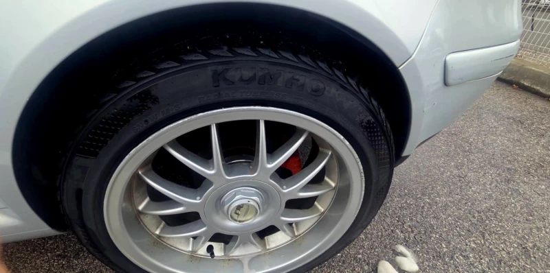 VW Golf 1.8 20v, снимка 8 - Автомобили и джипове - 53385443