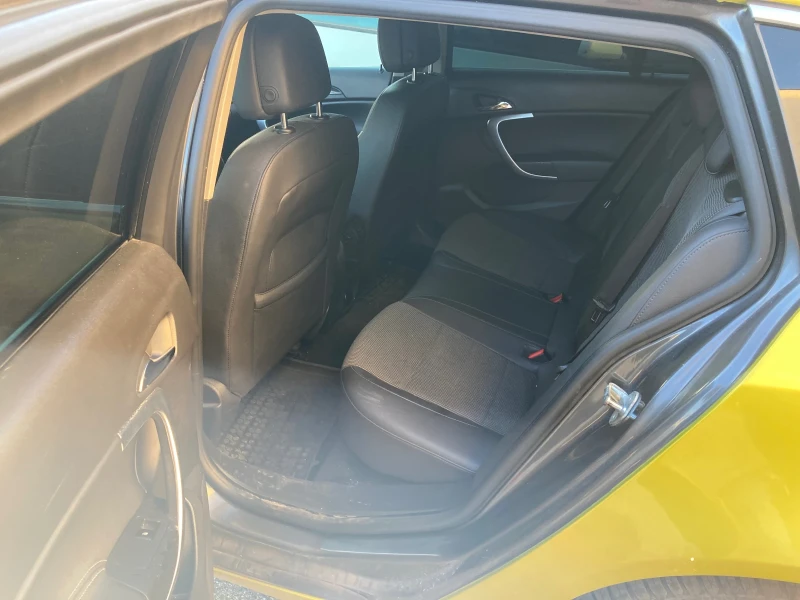 Opel Insignia 2.0, снимка 4 - Автомобили и джипове - 53419504