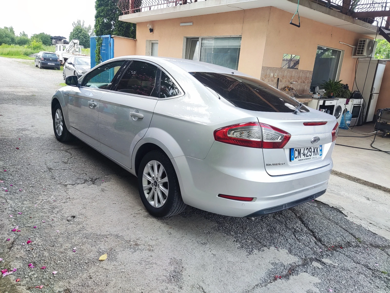 Ford Mondeo 2.0TDCI Titanium - изображение 4