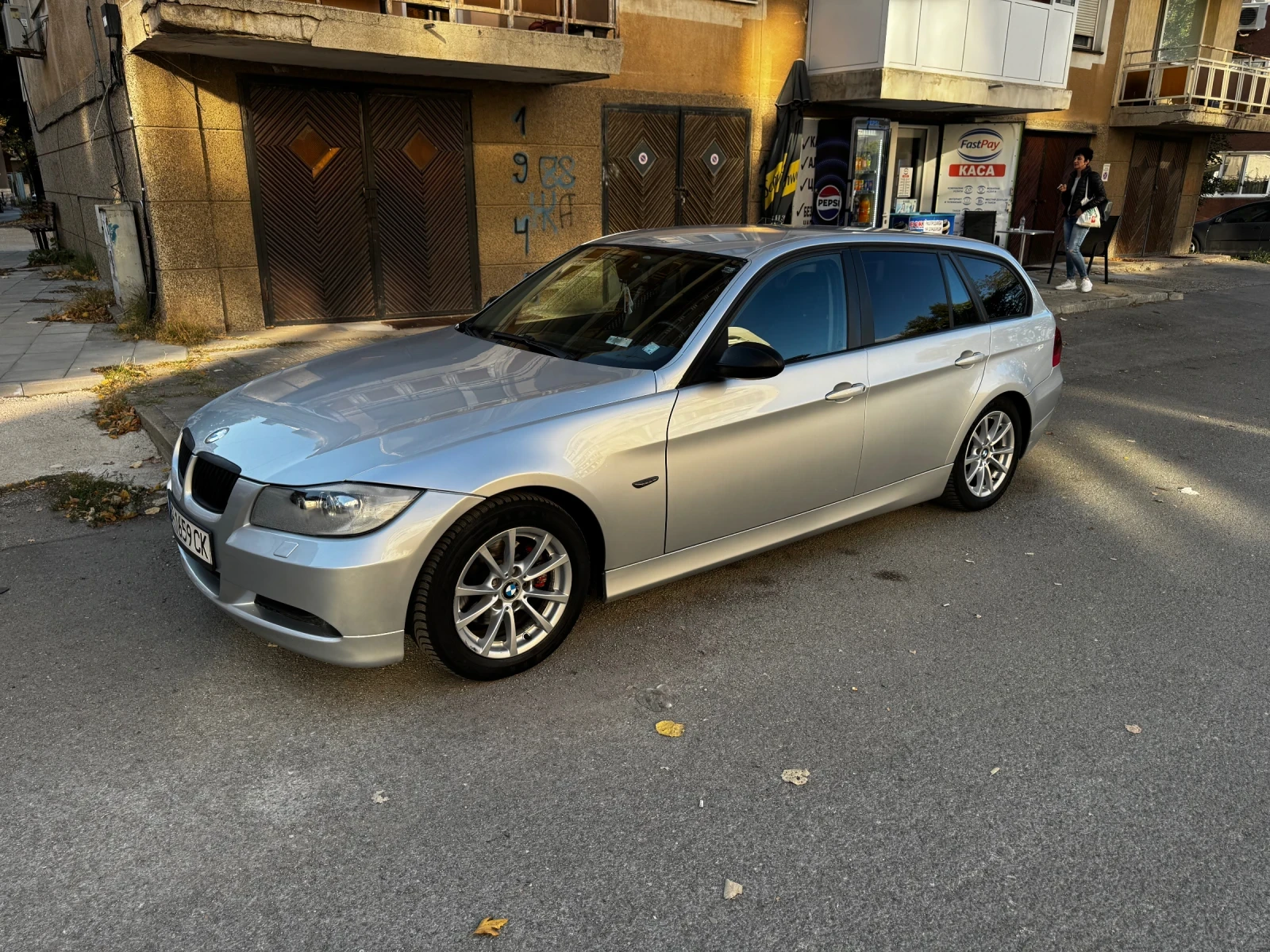 BMW 320 E 91 - изображение 2