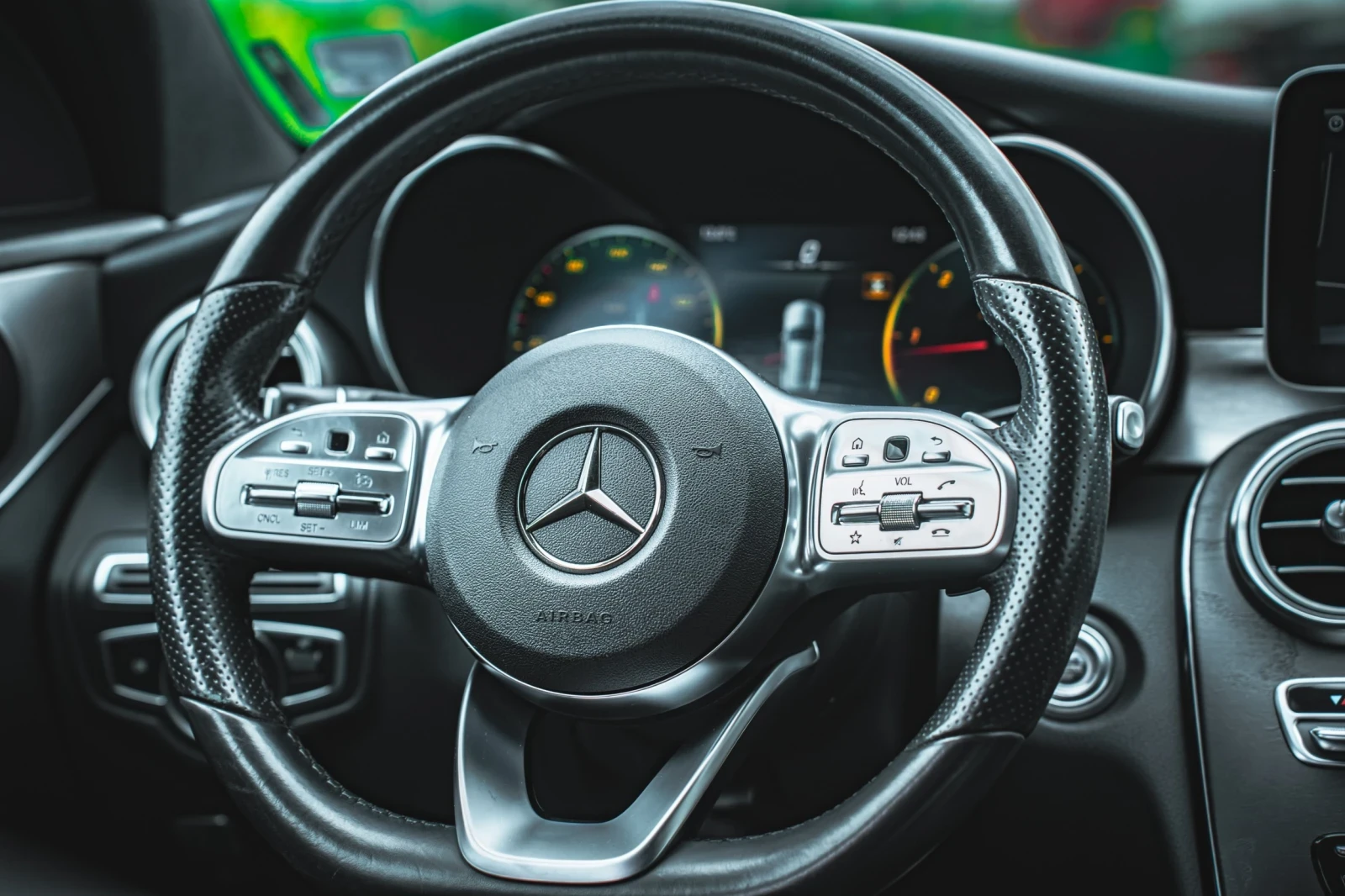Mercedes-Benz C 220 AMG LINE  - изображение 8