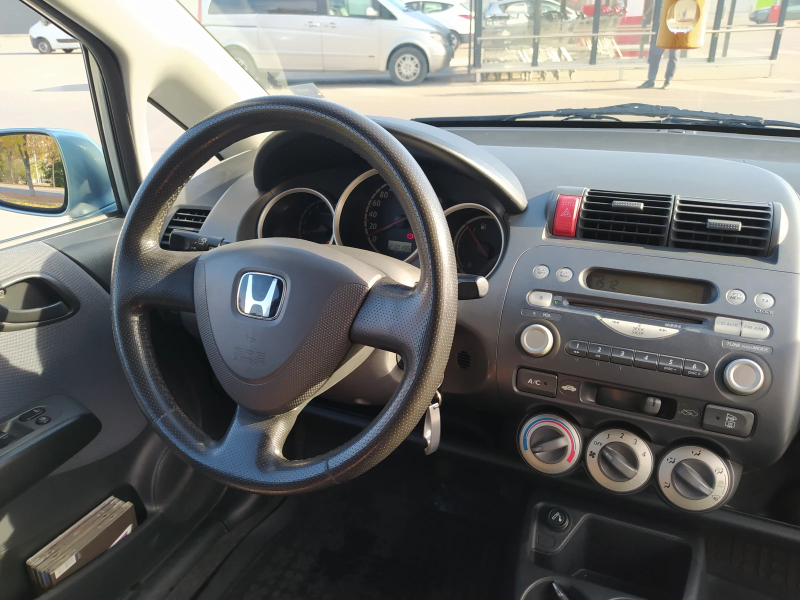 Honda Jazz  - изображение 8