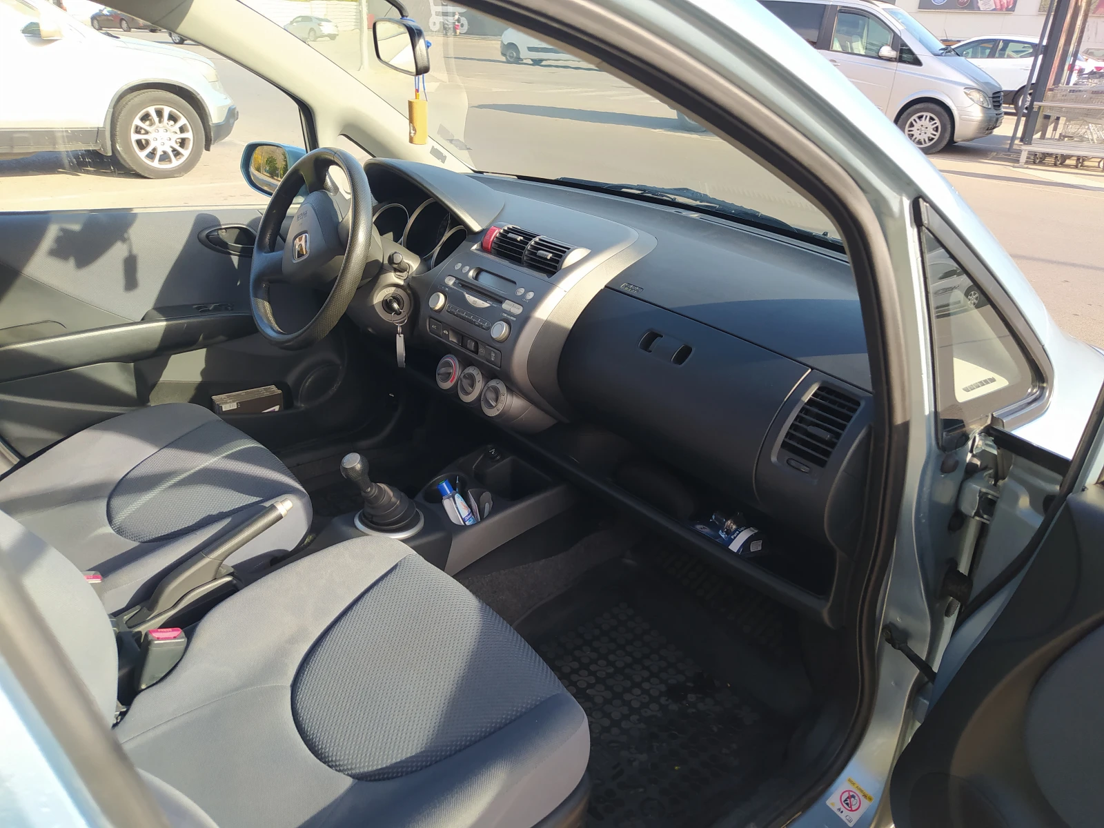 Honda Jazz  - изображение 7