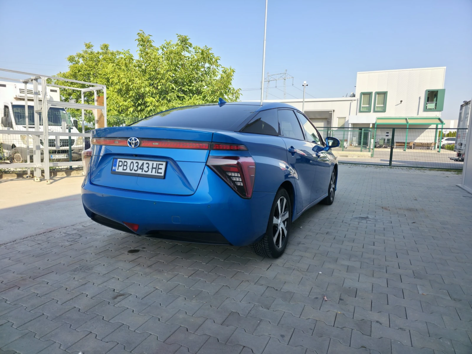 Toyota Mirai  - изображение 5