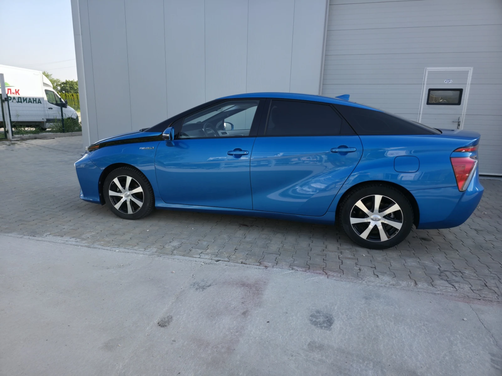 Toyota Mirai  - изображение 2