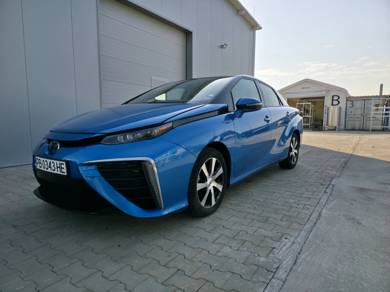 Toyota Mirai  - изображение 4