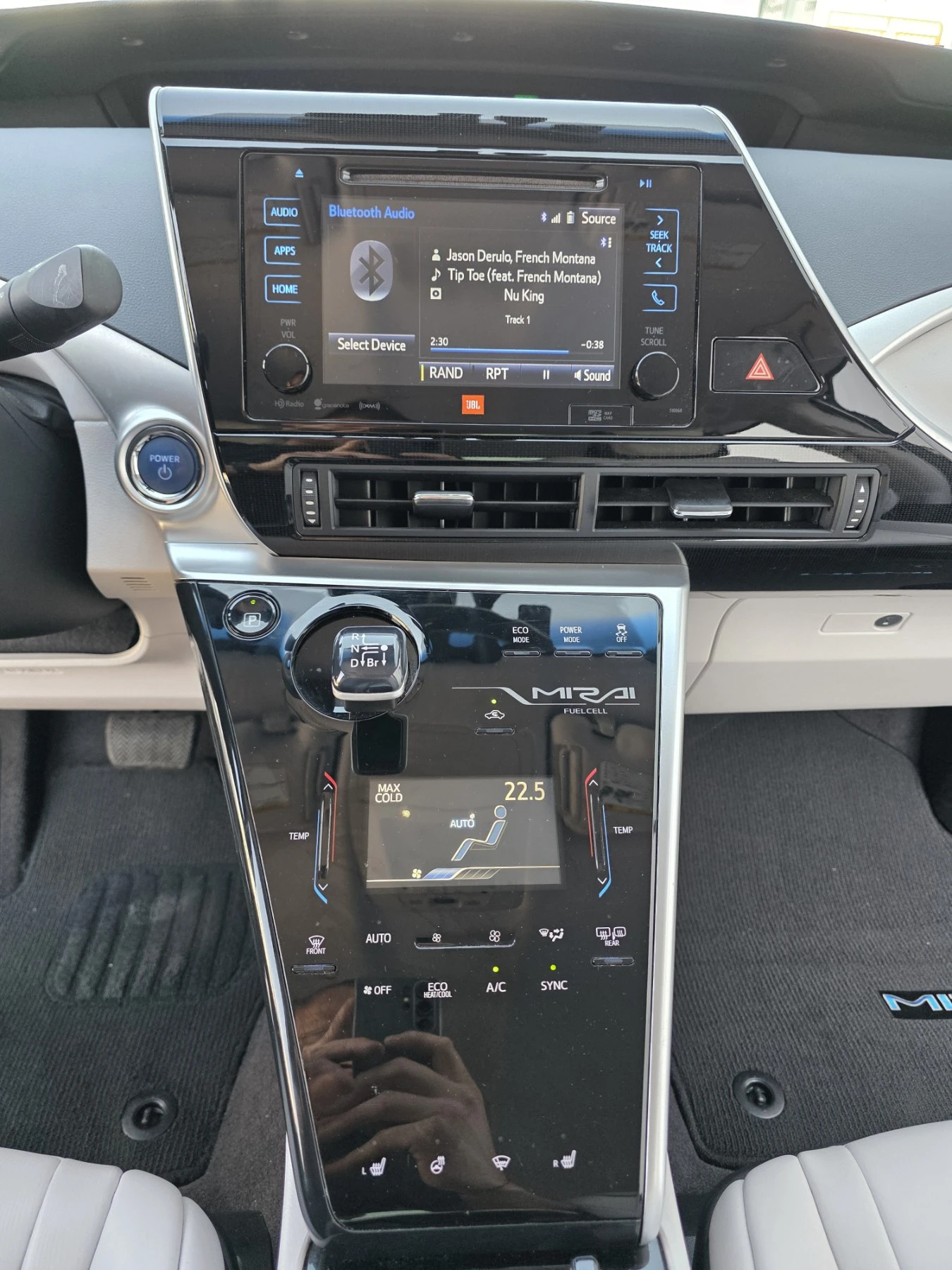 Toyota Mirai | Mobile.bg   13