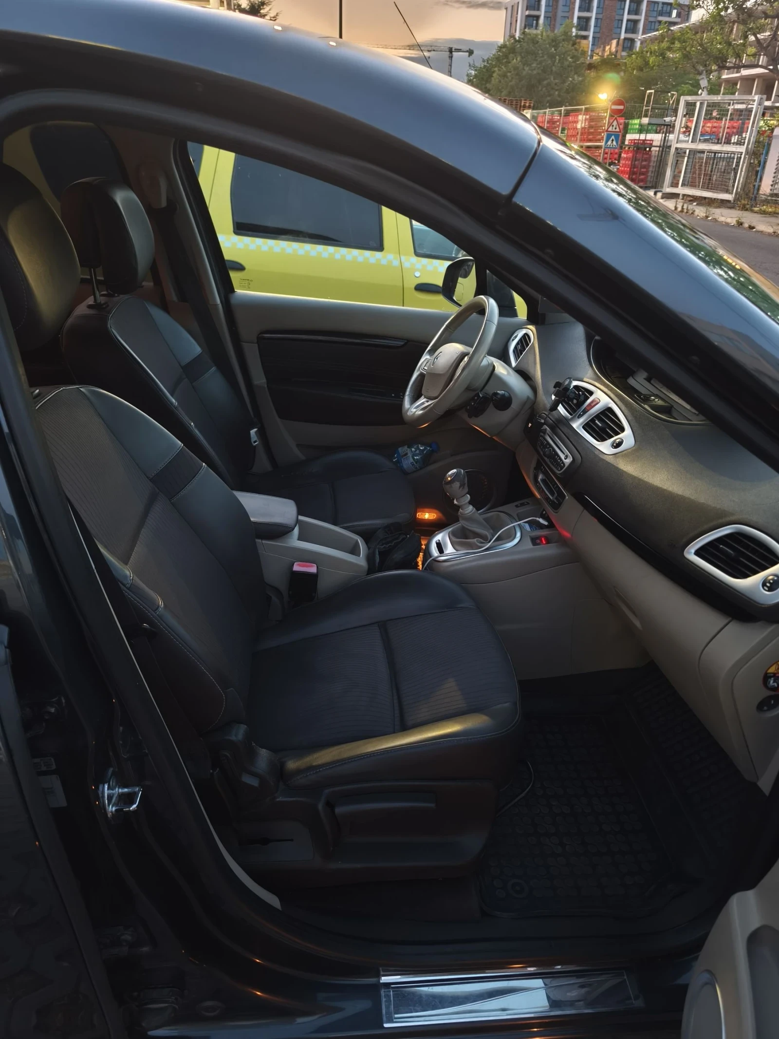 Renault Grand scenic  - изображение 7
