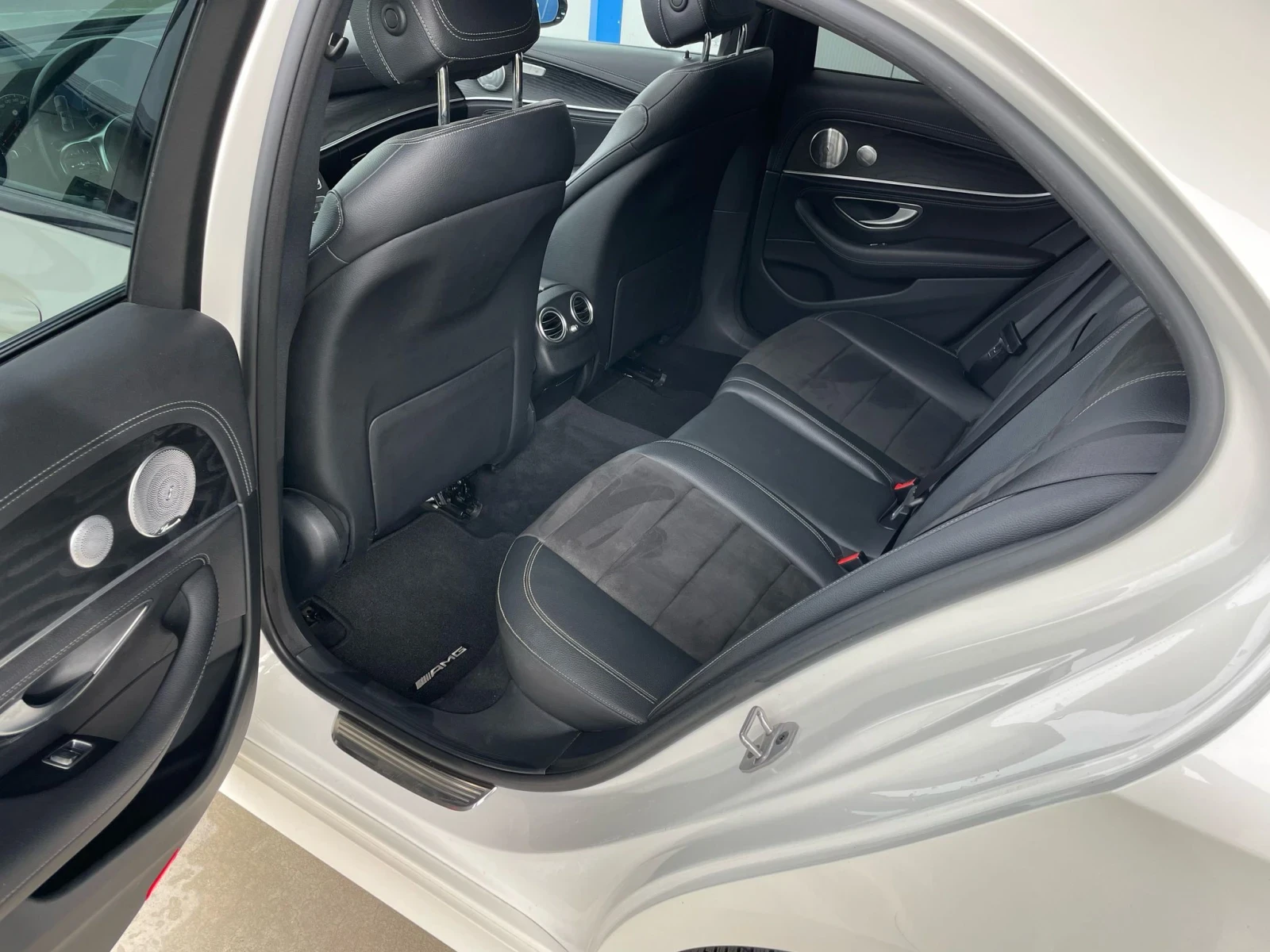 Mercedes-Benz E 400 | Mobile.bg   15