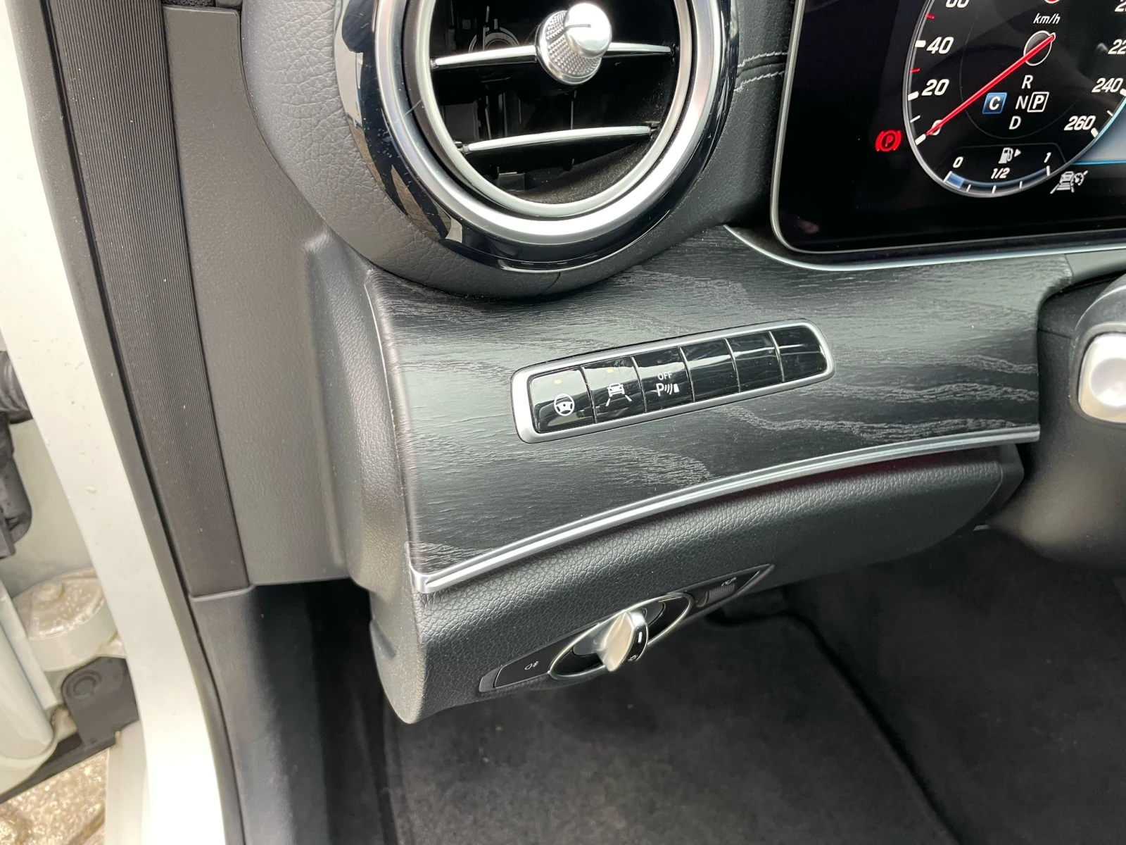 Mercedes-Benz E 400 | Mobile.bg   12